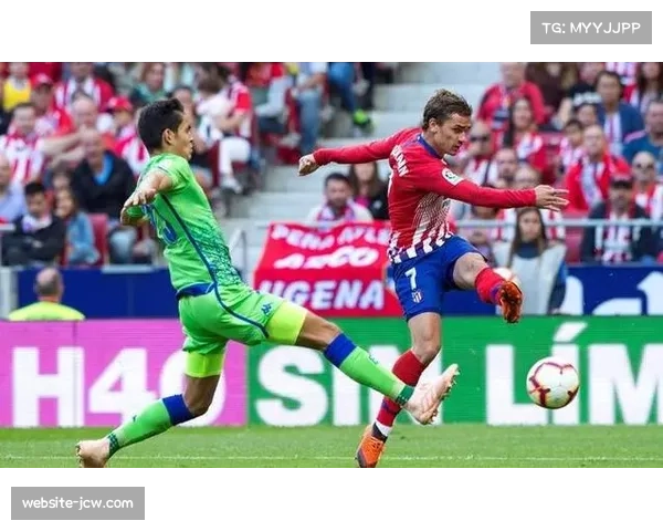 巴萨大战巴黎 皇马客场挑战 拜仁争夺九连胜荣耀